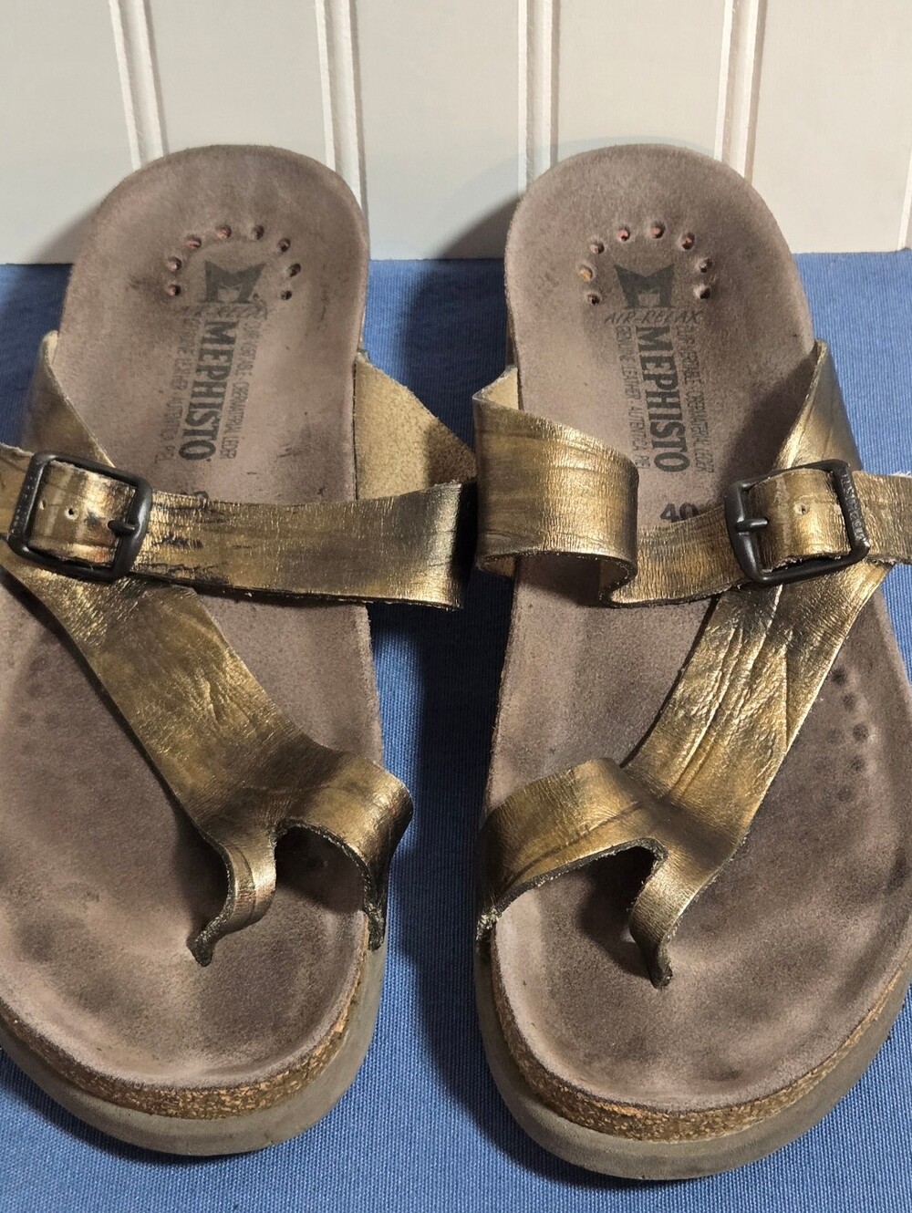Mephisto Women’s Metallic Gold Leather Slide Sandals
